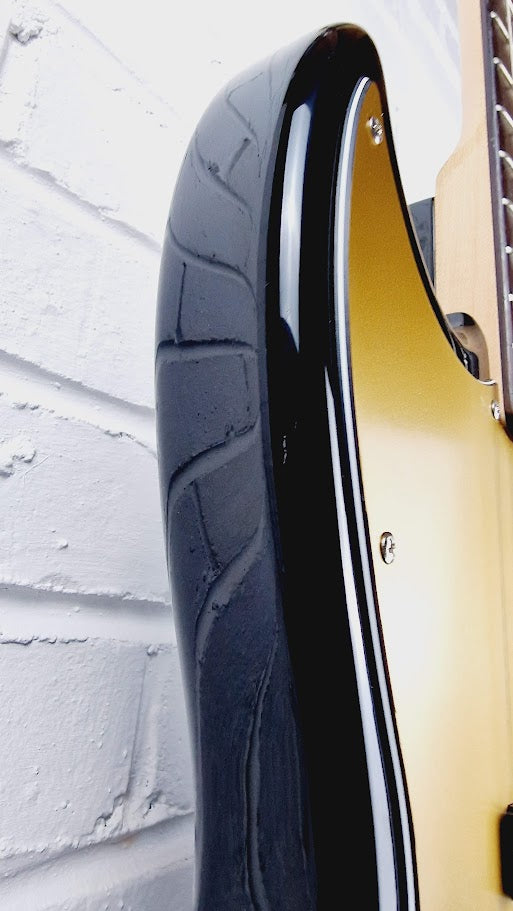 SIRE MARCUS MILLER V3 LEFT HANDED 5 STRING BLACK GOLD BASS GUITAR