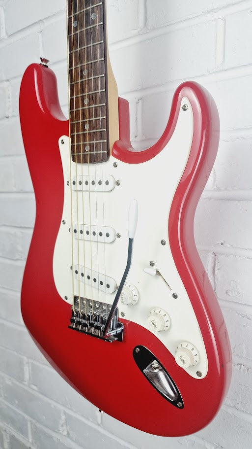 FENDER SQUIER STRATOCASTER TORINO RED 1999 ELECTRIC GUITAR