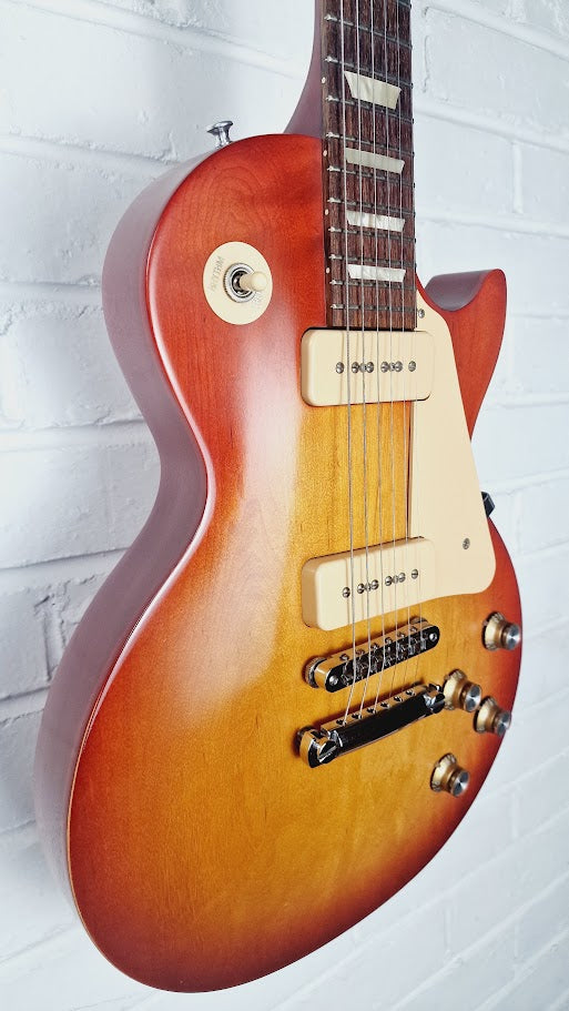 GIBSON LES PAUL 60S TRIBUTE P90 WORN HONEYBURST 2011 + GIBSON CASE