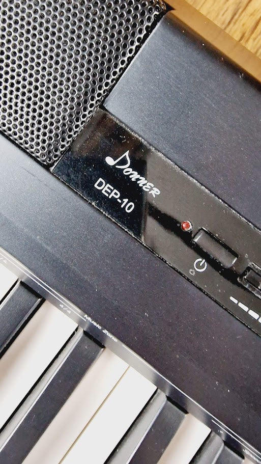 DONNER DEP10 88 KEY DIGITAL PIANO KEYBOARD + PEDAL + POWER SUPPLY