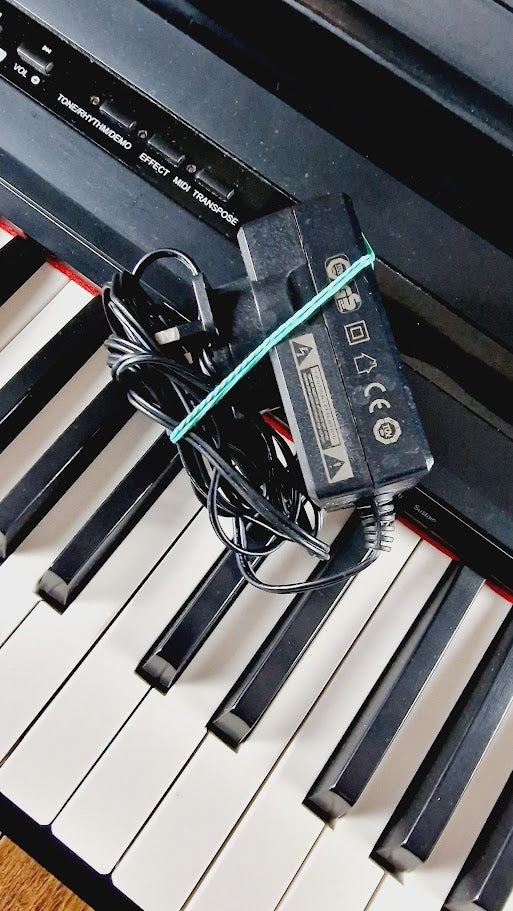DONNER DEP10 88 KEY DIGITAL PIANO KEYBOARD + PEDAL + POWER SUPPLY
