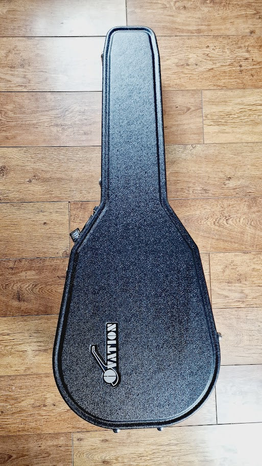 OFFICIAL OVATION CELEBRITY HARD CASE