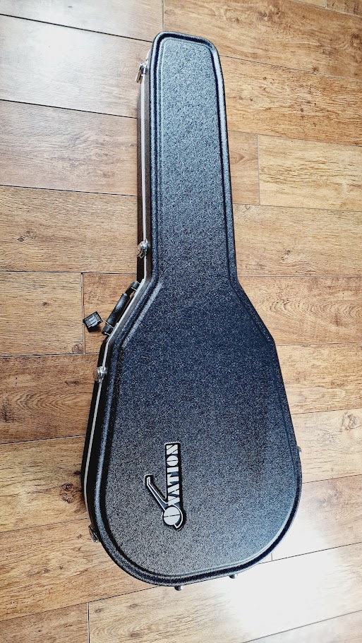 OFFICIAL OVATION CELEBRITY HARD CASE