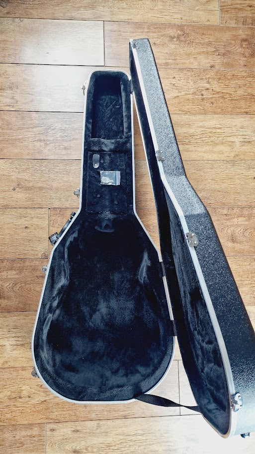 OFFICIAL OVATION CELEBRITY HARD CASE