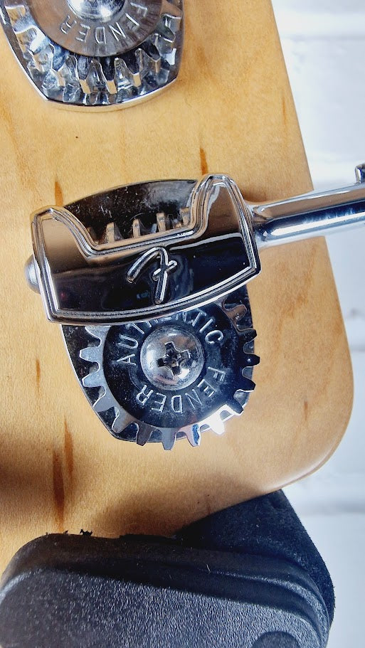 FENDER USA AMERICAN STANDARD PRECISION BASS 2016 OLYMPIC WHITE