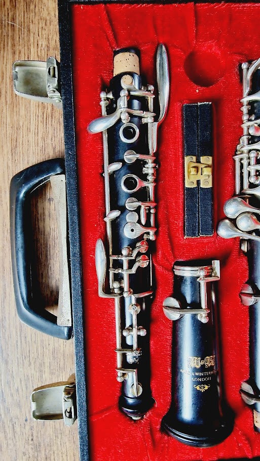 WARD AND WINTERBOURNE TW3 OBOE WITH CASE