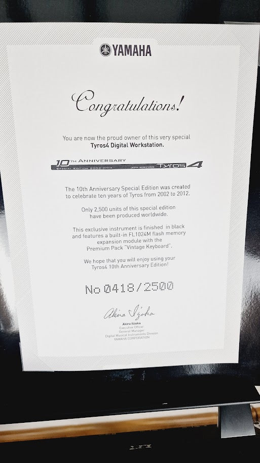 YAMAHA TYROS 4 SPECIAL EDITION XL 10TH ANNIVERSARY KEYBOARD