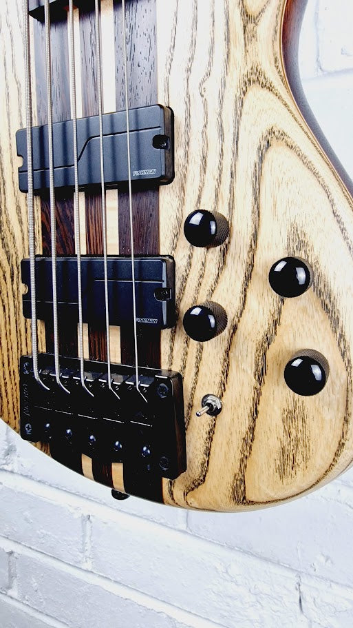 CORT A5 ULTRA ASH 5 STRING BASS GUITAR + CORT HARD CASE