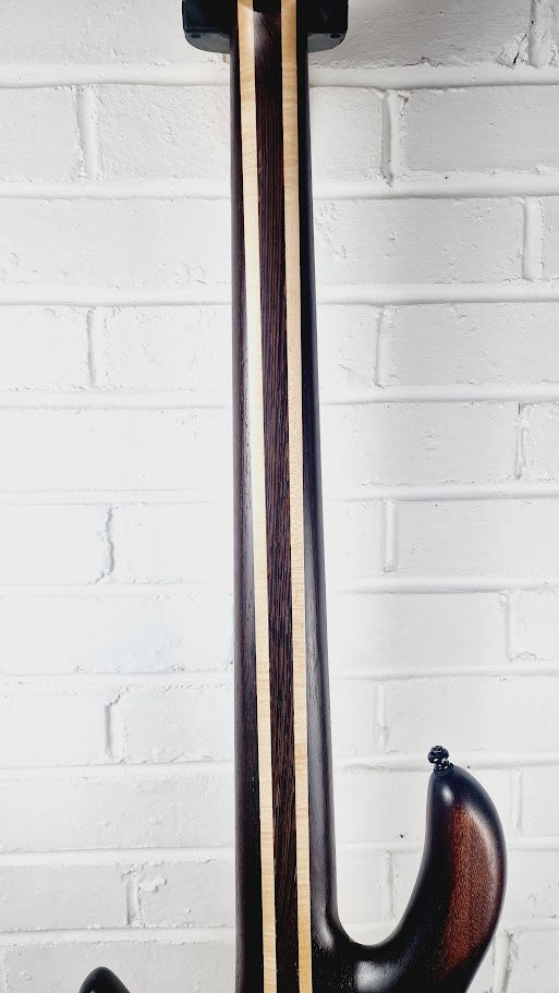 CORT A5 ULTRA ASH 5 STRING BASS GUITAR + CORT HARD CASE