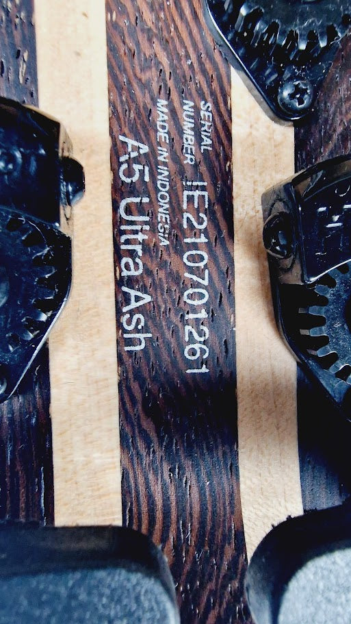 CORT A5 ULTRA ASH 5 STRING BASS GUITAR + CORT HARD CASE