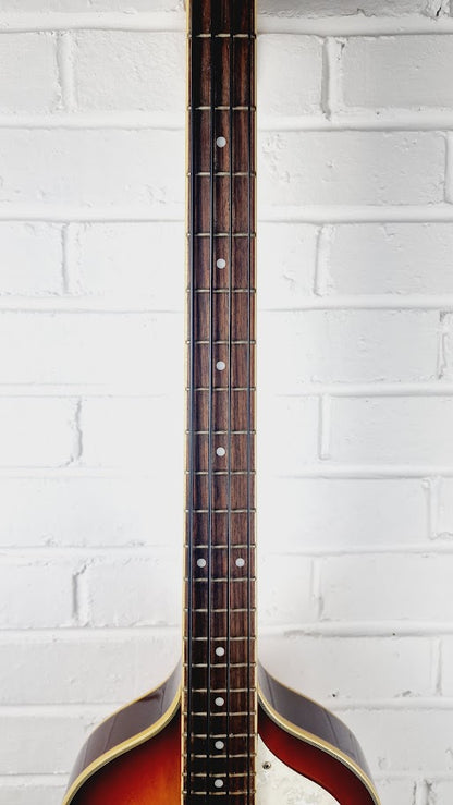 TANGLEWOOD RVB-2 VIOLIN BASS SUNBURST GUITAR AND HARD CASE
