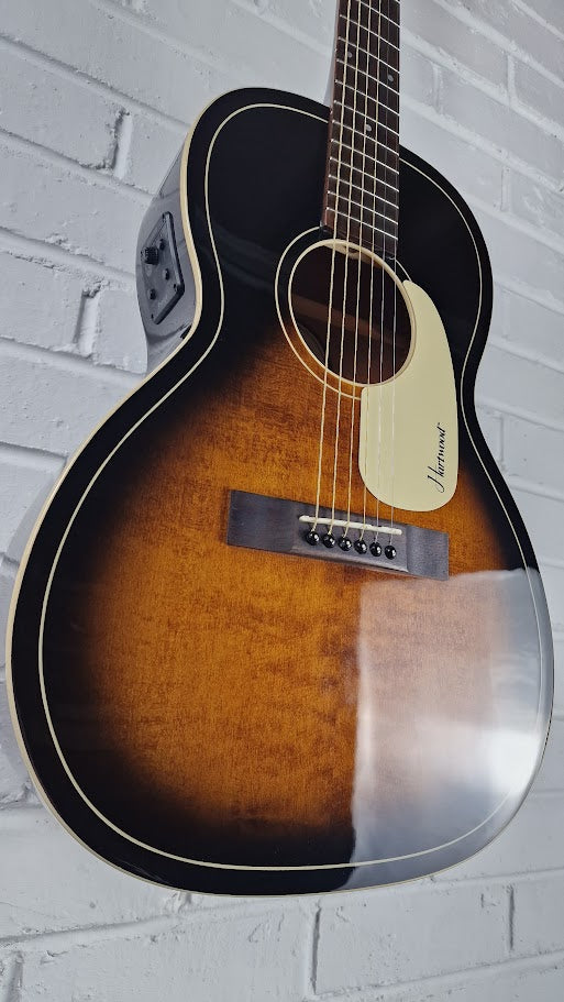 HARTWOOD VILLANELLE PARLOUR SUNBURST ELECTRO ACOUSTIC GUITAR