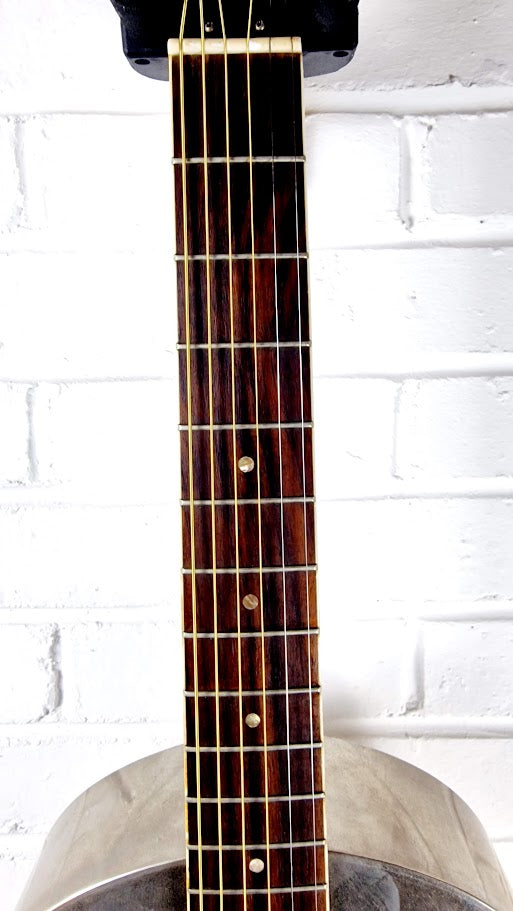 VINTAGE AMG2 TRICONE RESONATOR CHROME GUITAR