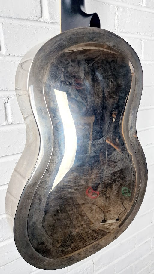 VINTAGE AMG2 TRICONE RESONATOR CHROME GUITAR