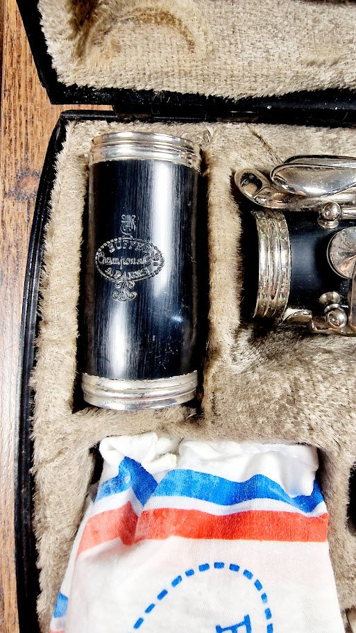 BUFFET B12 CLARINET AND CASE