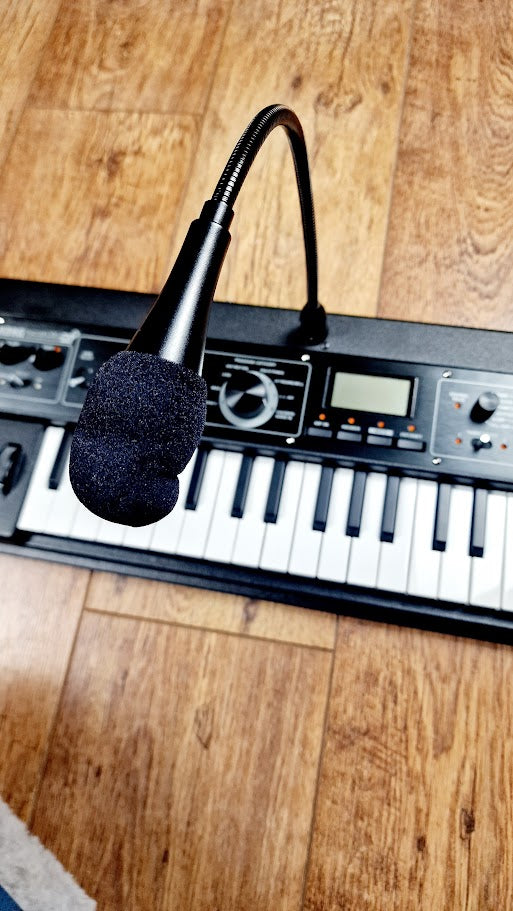 KORG MICROKORG XL+ SYNTHESIZER / VOCODER + OFFICIAL CASE