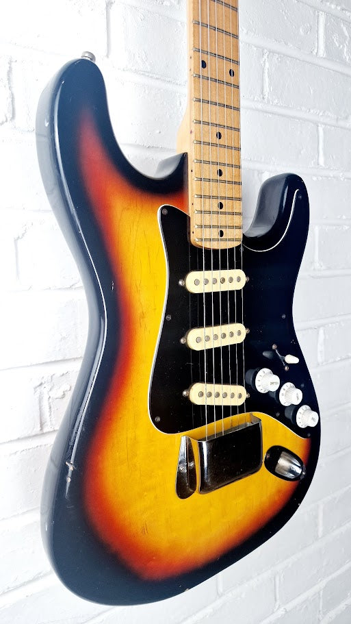 HONDO II H760S SUNBURST ELECTRIC GUITAR