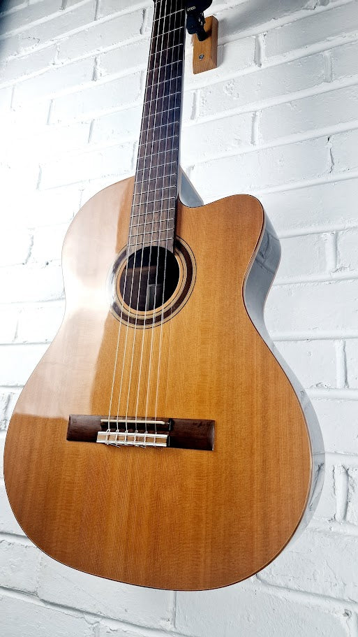 ADMIRA VIRTUOSO ECF ELECTRO CLASSICAL GUITAR