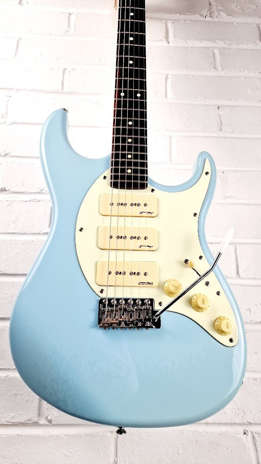 VINTAGE ADVANCE AV6 LAGUNA BLUE STRATOCASTER ELECTRIC GUITAR