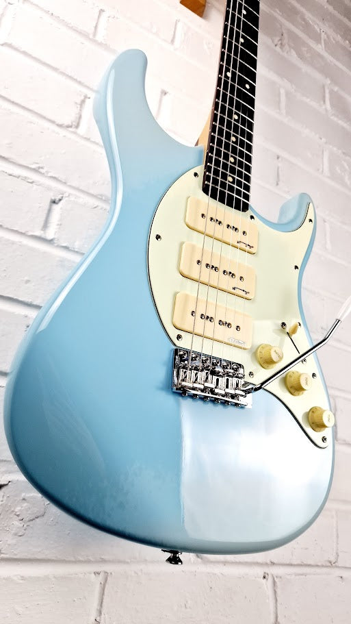 VINTAGE ADVANCE AV6 LAGUNA BLUE STRATOCASTER ELECTRIC GUITAR