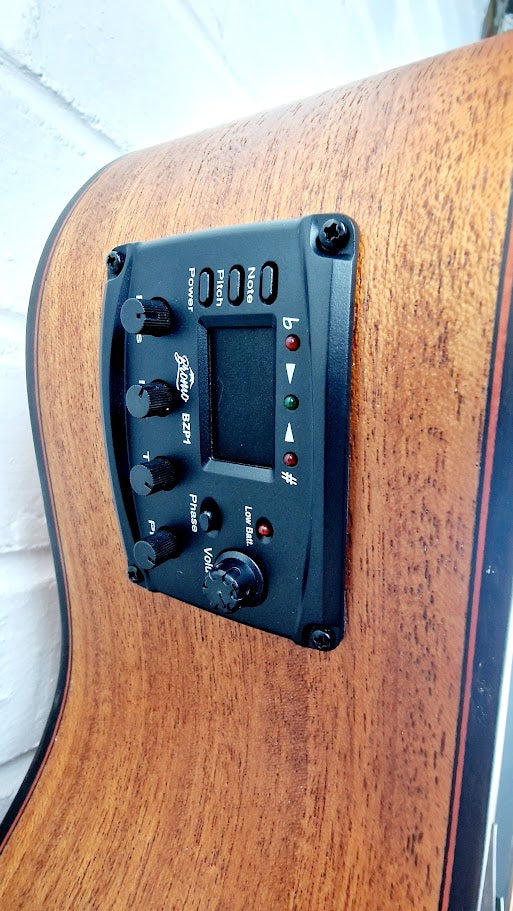 BROMO BAT4MCE TAHOMA ELECTRO ACOUSTIC GUITAR