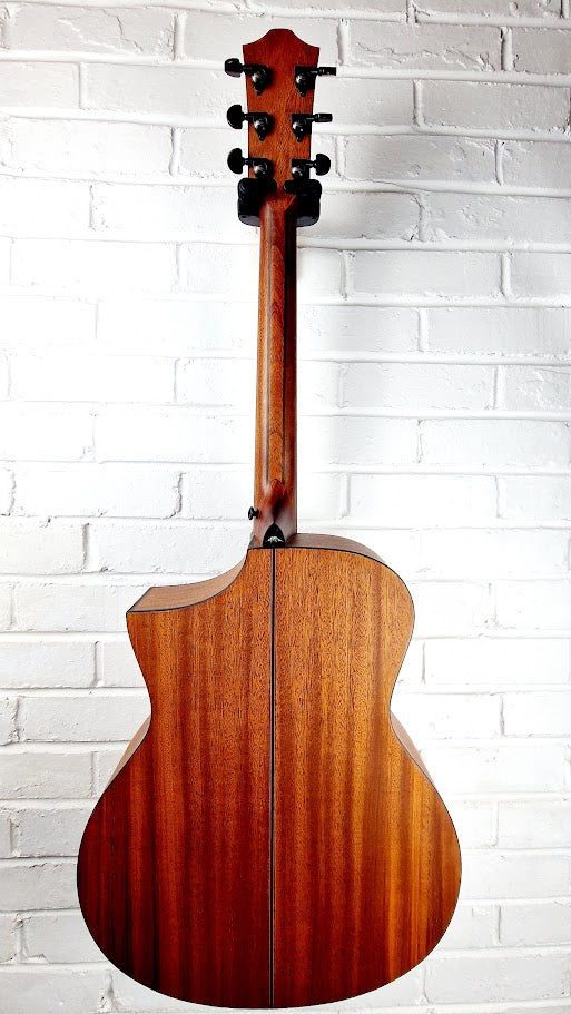 BROMO BAT4MCE TAHOMA ELECTRO ACOUSTIC GUITAR