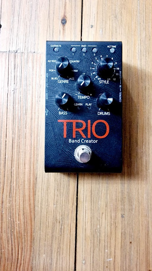DIGITECH TRIO BAND CREATOR GUITAR EFFECTS PEDAL