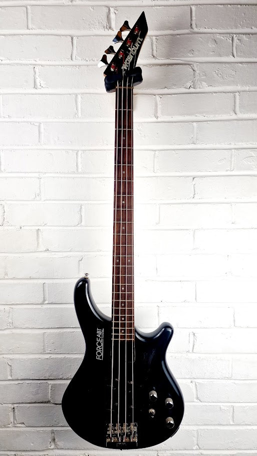 WASHBURN FORCE ABT 80s 4 STRING BLACK BASS GUITAR