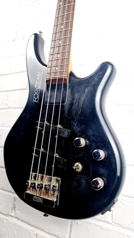 WASHBURN FORCE ABT 80s 4 STRING BLACK BASS GUITAR
