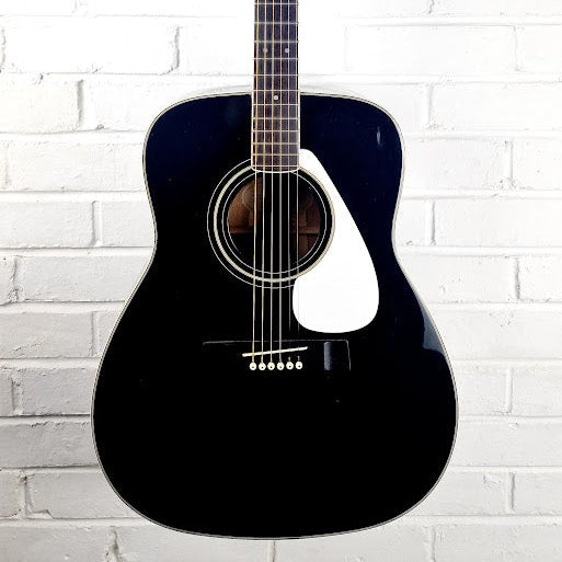 YAMAHA FG340 BLACK WITH WHITE PICKGUARD ACOUSTIC GUITAR