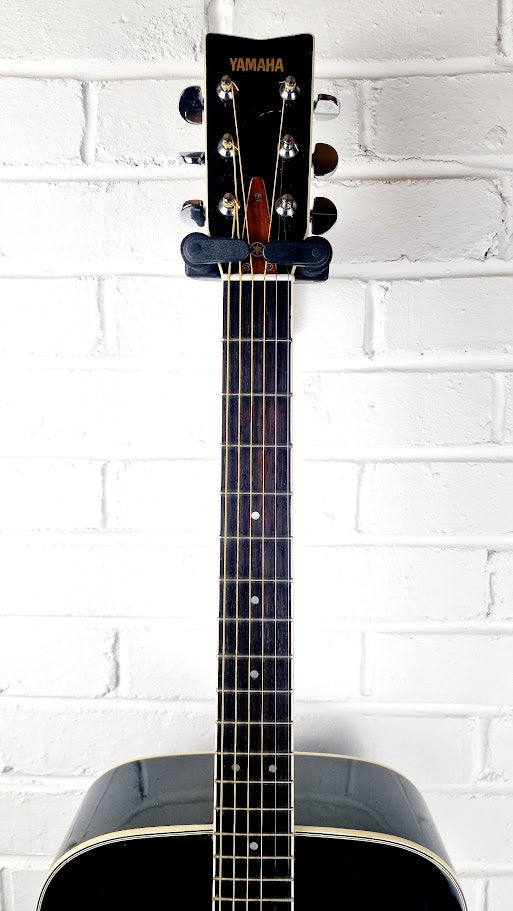YAMAHA FG340 BLACK WITH WHITE PICKGUARD ACOUSTIC GUITAR