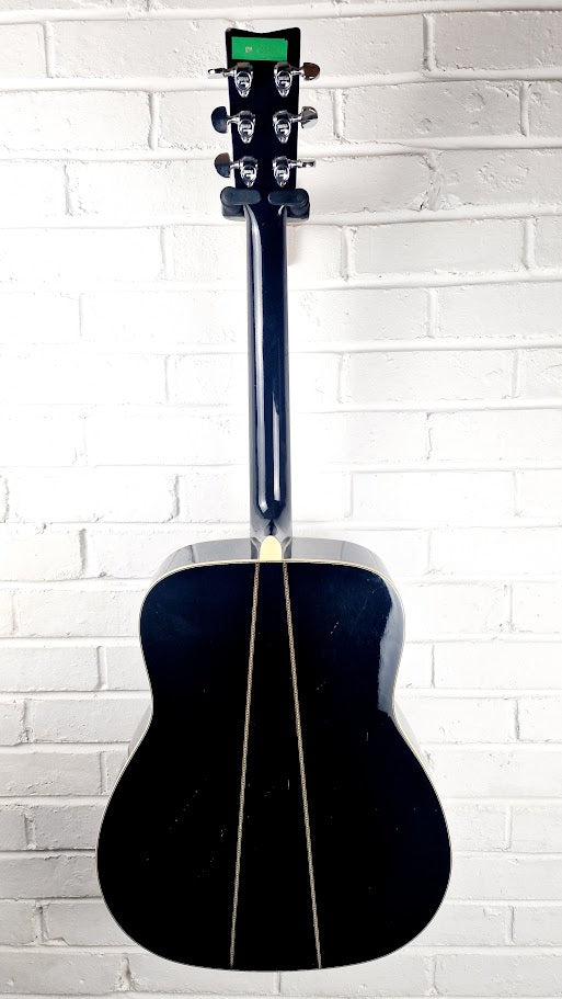 YAMAHA FG340 BLACK WITH WHITE PICKGUARD ACOUSTIC GUITAR