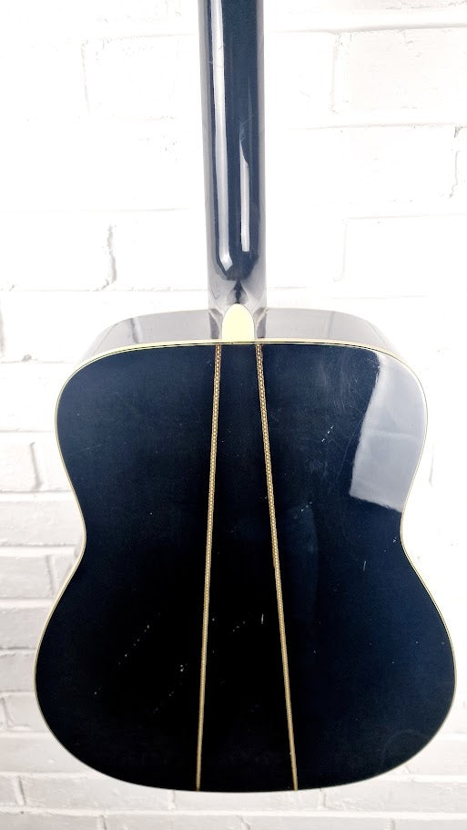 YAMAHA FG340 BLACK WITH WHITE PICKGUARD ACOUSTIC GUITAR