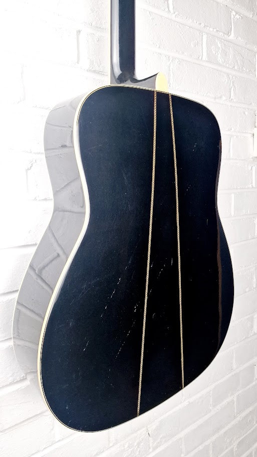 YAMAHA FG340 BLACK WITH WHITE PICKGUARD ACOUSTIC GUITAR