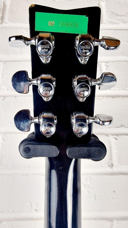 YAMAHA FG340 BLACK WITH WHITE PICKGUARD ACOUSTIC GUITAR