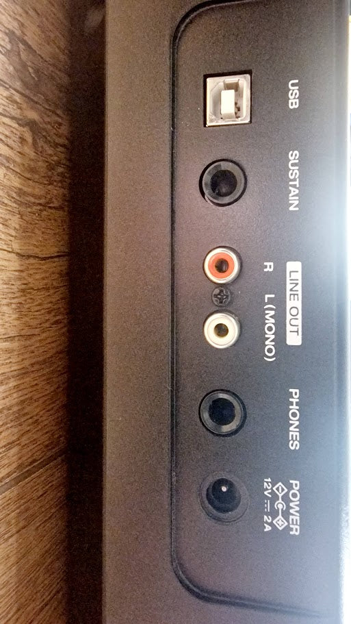 ALESIS RECITAL 88 KEY DIGITAL PIANO KEYBOARD + POWER SUPPLY