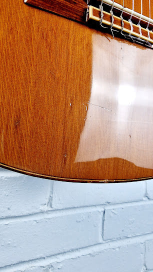 VINTAGE CUENCA 40P CLASSICAL GUITAR
