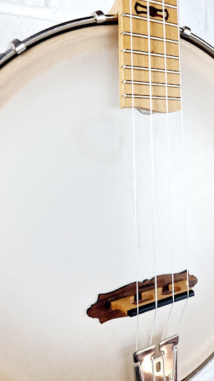 DEERING GOODTIME CONCERT BANJO UKULELE