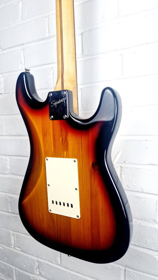 SQUIER STRATOCASTER 2004 INDONESIA SUNBURST LEFT HANDED ELECTRIC GUITAR