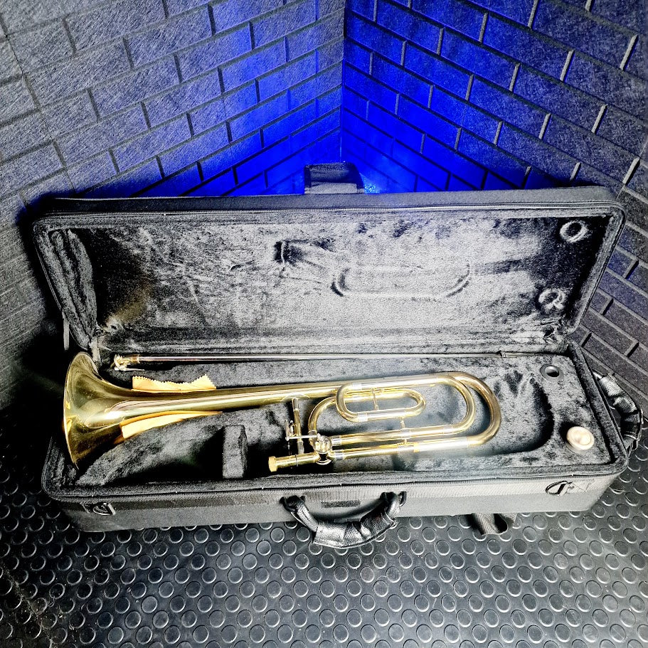 ELKHART BY VINCENT BACH 200 TBF TENOR TROMBONE – Bb WITH CASE