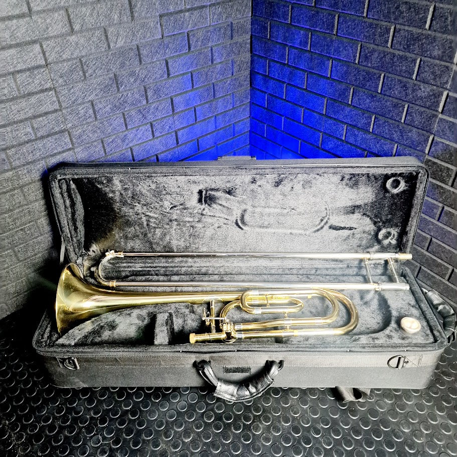 ELKHART BY VINCENT BACH 200 TBF TENOR TROMBONE – Bb WITH CASE