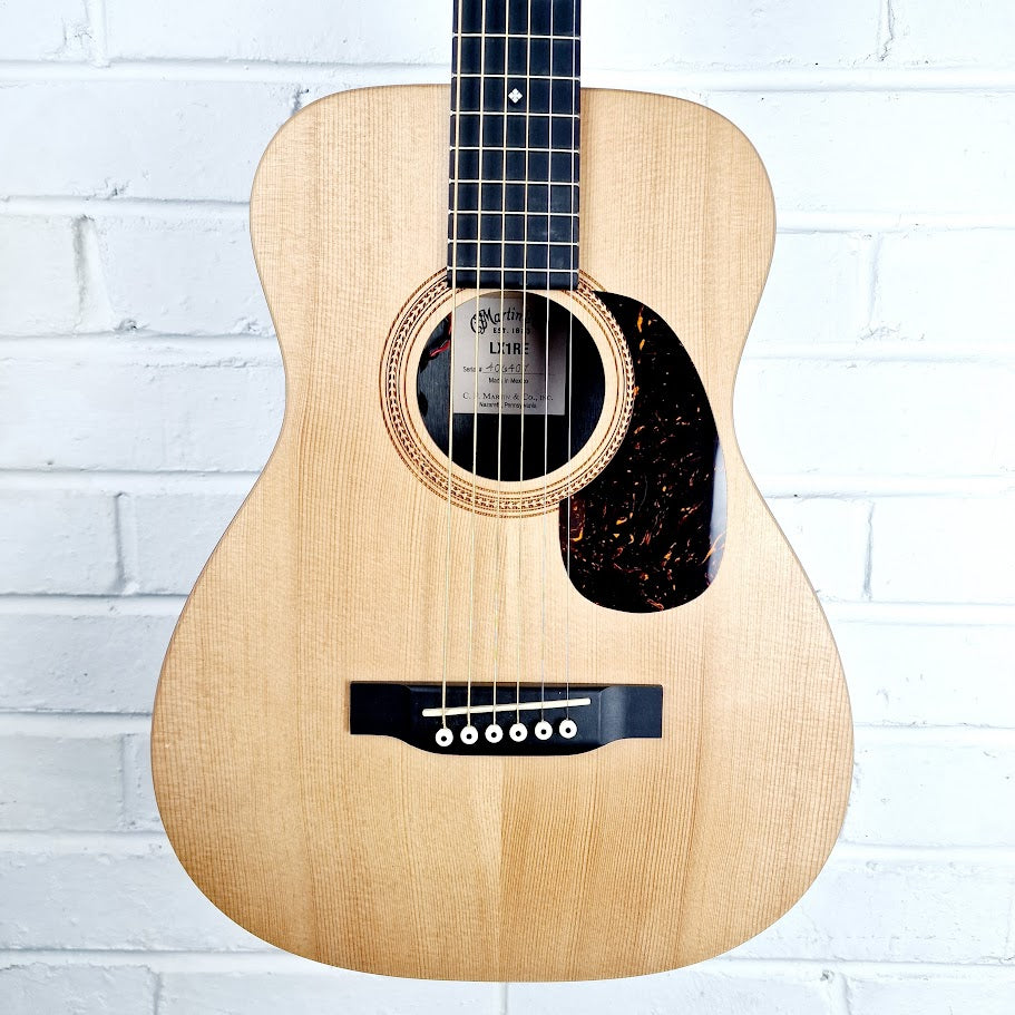 MARTIN LX1RE LITTLE MARTIN ELECTRO ACOUSTIC GUITAR