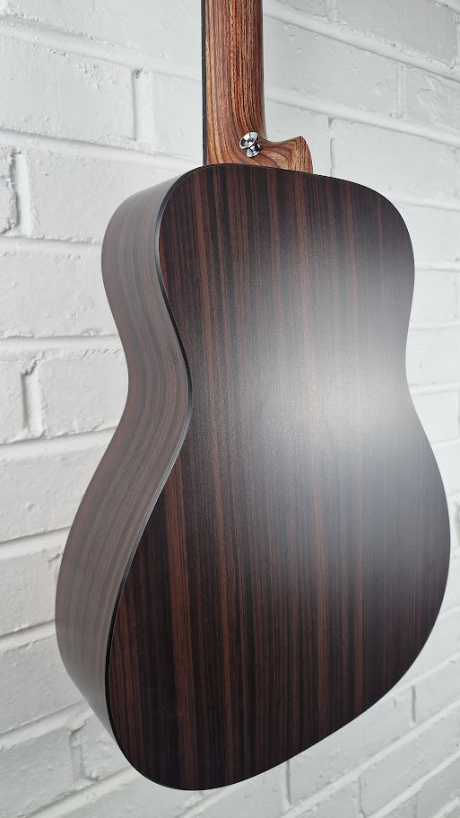 MARTIN LX1RE LITTLE MARTIN ELECTRO ACOUSTIC GUITAR