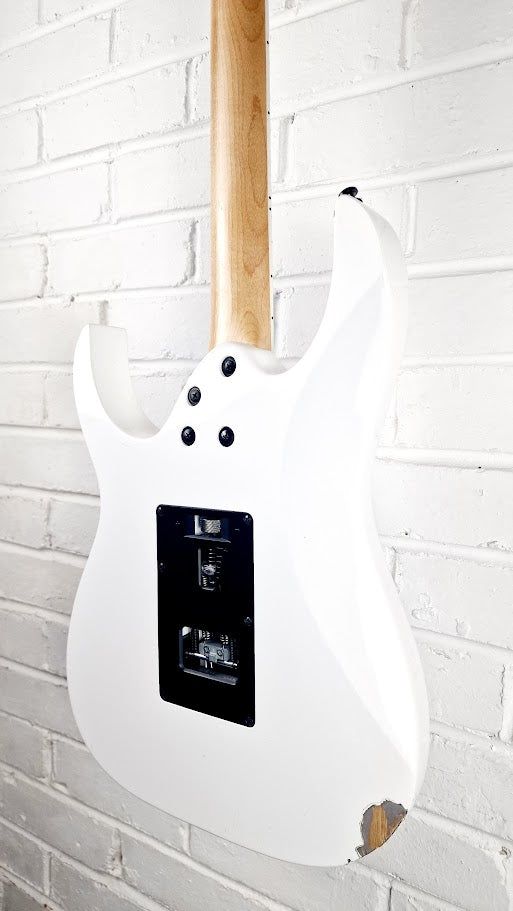 IBANEZ RG SERIES RG350DXZ WHITE ELECTRIC GUITAR