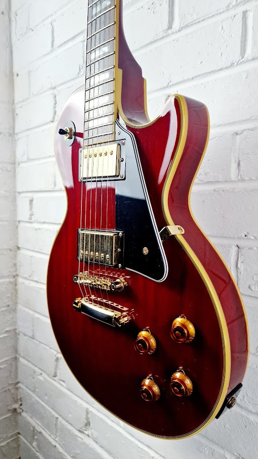 EPIPHONE LES PAUL CUSTOM PRO OUTFIT 100TH ANNIVERSARY CHERRY + CASE
