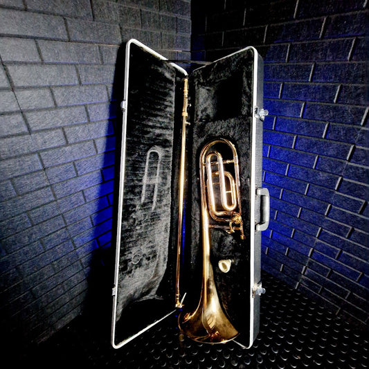 GEAR4MUSIC STUDENT TENOR TROMBONE + STAND