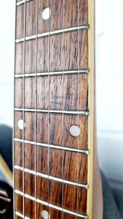 MELODY ROUNDBACK RED ACOUSTIC GUITAR