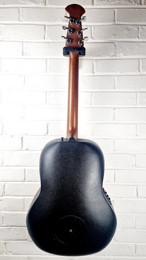 OVATION CELEBRITY DELUXE CC267 ROUNDBACK ELECTRO ACOUSTIC GUITAR