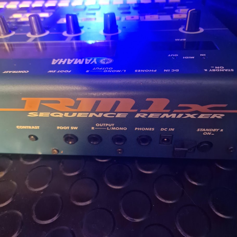 YAMAHA RM1X SEQUENCE REMIXER (FAULTY - SPARES / REPAIR)