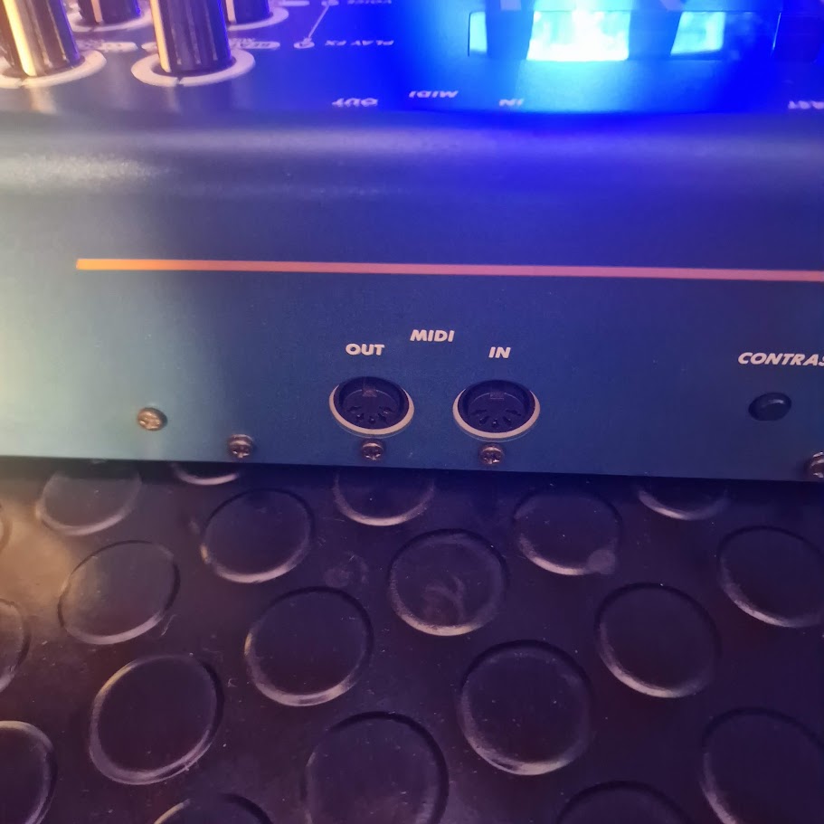 YAMAHA RM1X SEQUENCE REMIXER (FAULTY - SPARES / REPAIR)